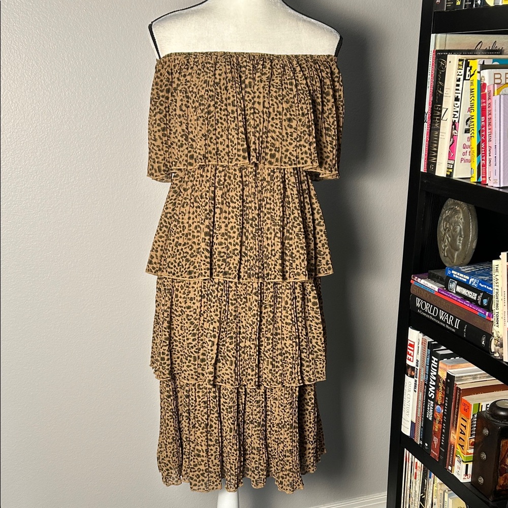 Off Shoulder Tiered Leopard Print Midi Dress sz S - Picture 1 of 4